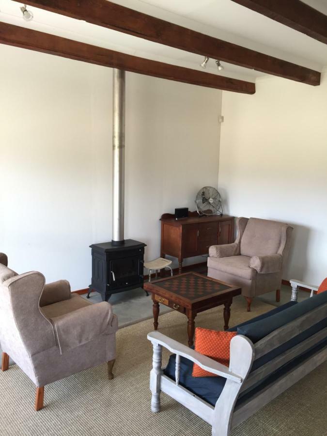 Pepper Tree Cottage De Rust ภายนอก รูปภาพ